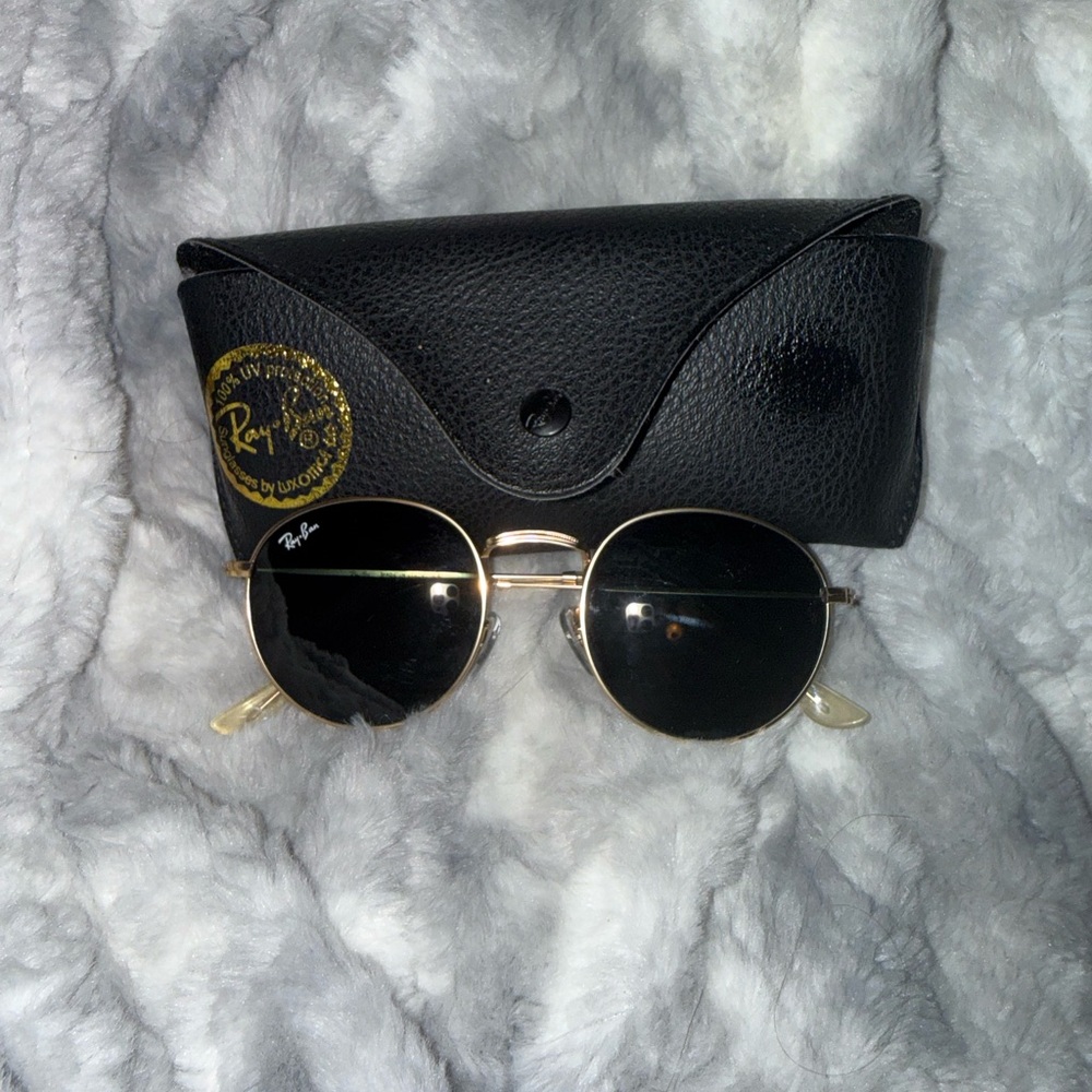 Ray-Ban Gold Frame Sunglasses with Black Lenses